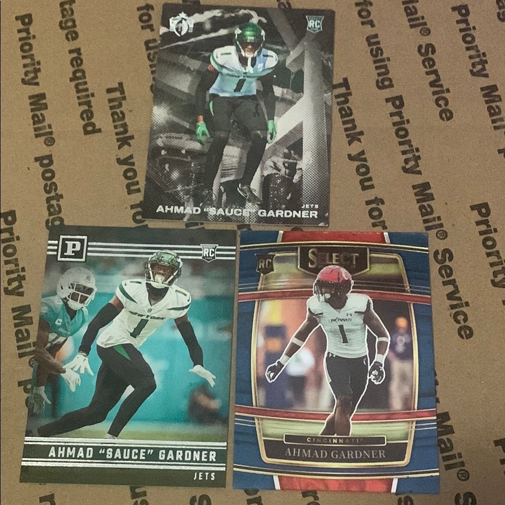 Ahmad “ SAUCE” Gardner Rookie Football 3 Cards Set New York Jets Football